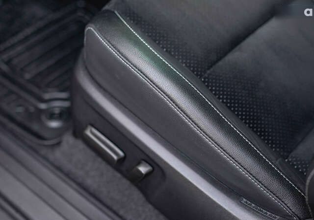 Тойота Хайлюкс, об'ємом двигуна 2.8 л та пробігом 2 тис. км за 58108 $, фото 20 на Automoto.ua