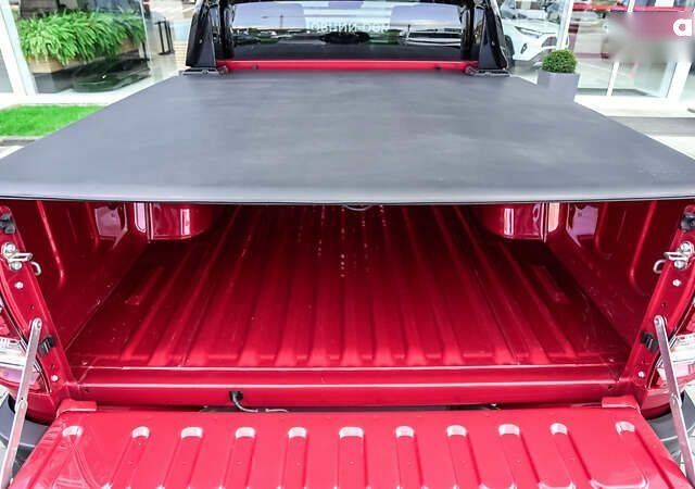 Тойота Хайлюкс, об'ємом двигуна 2.8 л та пробігом 2 тис. км за 58108 $, фото 9 на Automoto.ua