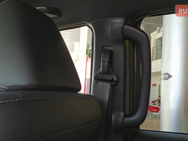 Тойота Хайлюкс 2024 в Кривом Роге на Automoto.ua Тойота Хайлюкс, объемом двигателя 2.76 л и пробегом 0 тыс. км за 61395 $, фото 23 на Automoto.ua