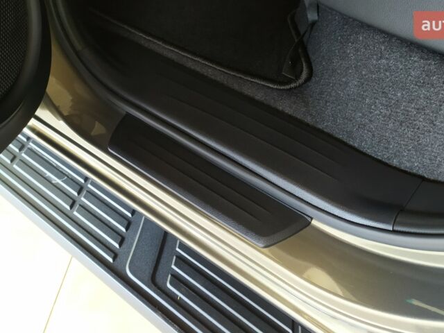 Тойота Хайлюкс 2024 в Кривом Роге на Automoto.ua Тойота Хайлюкс, объемом двигателя 2.76 л и пробегом 0 тыс. км за 61395 $, фото 26 на Automoto.ua