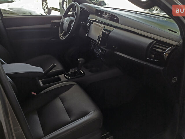 Тойота Хайлюкс 2024 в Кривом Роге на Automoto.ua Тойота Хайлюкс, объемом двигателя 2.76 л и пробегом 0 тыс. км за 61395 $, фото 8 на Automoto.ua