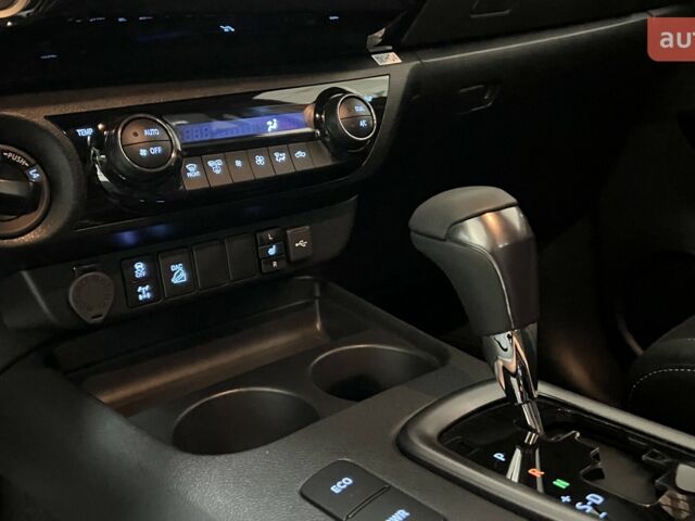 Тойота Хайлюкс, объемом двигателя 2.76 л и пробегом 0 тыс. км за 61121 $, фото 16 на Automoto.ua