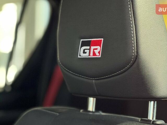 Тойота Хайлюкс, об'ємом двигуна 2.76 л та пробігом 0 тис. км за 61291 $, фото 27 на Automoto.ua