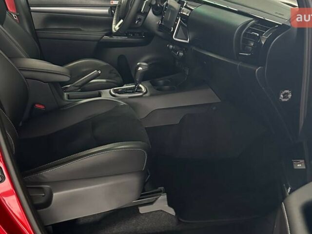 купити нове авто Тойота Хайлюкс 2025 року від офіційного дилера Тойота на Столичному Тойота фото