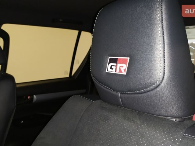 Тойота Хайлюкс, объемом двигателя 2.76 л и пробегом 0 тыс. км за 61353 $, фото 19 на Automoto.ua