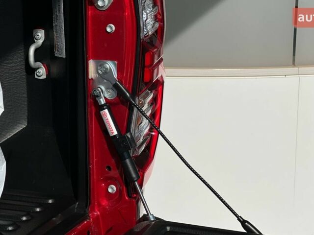 Тойота Хайлюкс, об'ємом двигуна 2.76 л та пробігом 0 тис. км за 61291 $, фото 10 на Automoto.ua