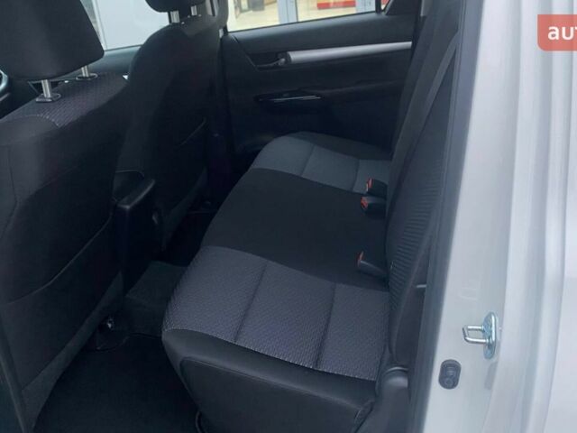 Тойота Хайлюкс, объемом двигателя 2.39 л и пробегом 0 тыс. км за 43255 $, фото 11 на Automoto.ua