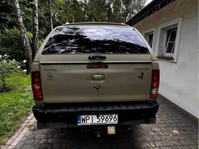 Тойота Хайлюкс, объемом двигателя 3 л и пробегом 200 тыс. км за 3650 $, фото 2 на Automoto.ua