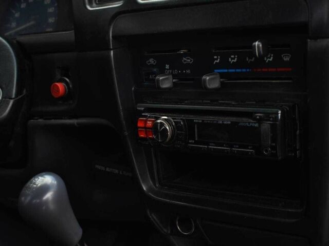 Тойота Хайлюкс 2005 в Кривом Роге на Automoto.ua Серый Тойота Хайлюкс, объемом двигателя 2.8 л и пробегом 439 тыс. км за 9999 $, фото 15 на Automoto.ua