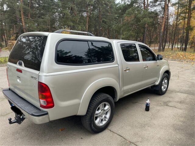 Тойота Хайлюкс 2009 в Киеве на Automoto.ua Серый Тойота Хайлюкс, объемом двигателя 3 л и пробегом 312 тыс. км за 17500 $, фото 4 на Automoto.ua