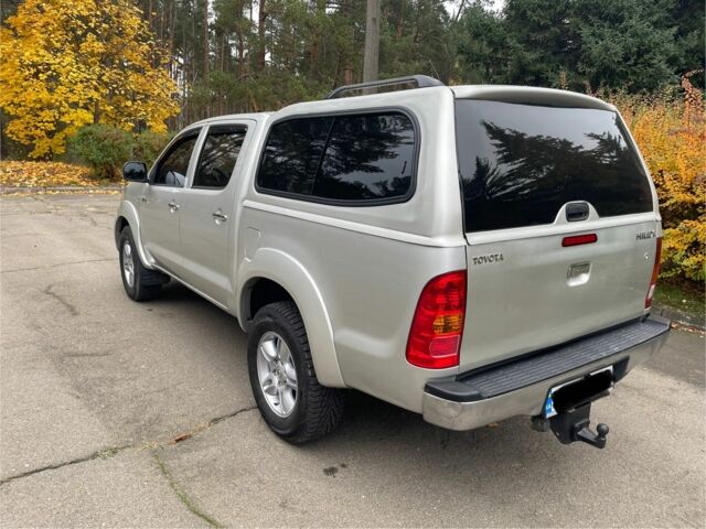 Тойота Хайлюкс 2009 в Киеве на Automoto.ua Серый Тойота Хайлюкс, объемом двигателя 3 л и пробегом 312 тыс. км за 17500 $, фото 3 на Automoto.ua