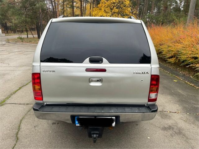 Тойота Хайлюкс 2009 в Киеве на Automoto.ua Серый Тойота Хайлюкс, объемом двигателя 3 л и пробегом 312 тыс. км за 17500 $, фото 5 на Automoto.ua