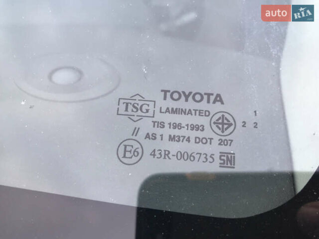 Сірий Тойота Хайлюкс, об'ємом двигуна 2.5 л та пробігом 181 тис. км за 18500 $, фото 16 на Automoto.ua