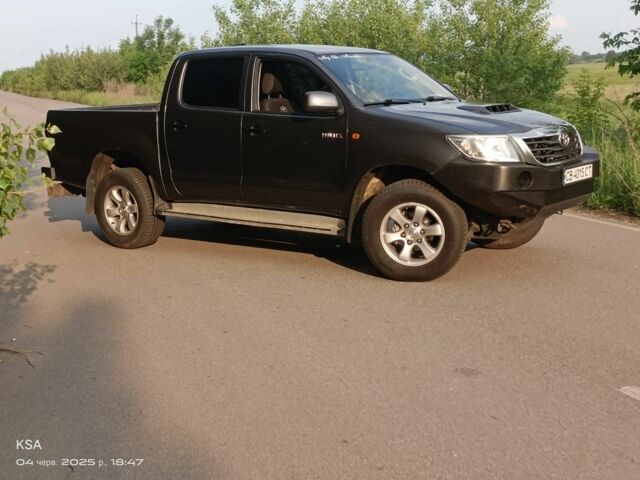 Сірий Тойота Хайлюкс, об'ємом двигуна 2.5 л та пробігом 260 тис. км за 17000 $, фото 1 на Automoto.ua