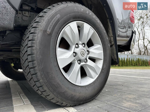 Тойота Хайлюкс 2015 у Луцьку на Automoto.ua Сірий Тойота Хайлюкс, об'ємом двигуна 2.39 л та пробігом 258 тис. км за 26000 $, фото 19 на Automoto.ua