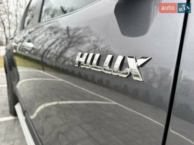 Тойота Хайлюкс 2015 у Луцьку на Automoto.ua Сірий Тойота Хайлюкс, об'ємом двигуна 2.39 л та пробігом 258 тис. км за 26000 $, фото 8 на Automoto.ua