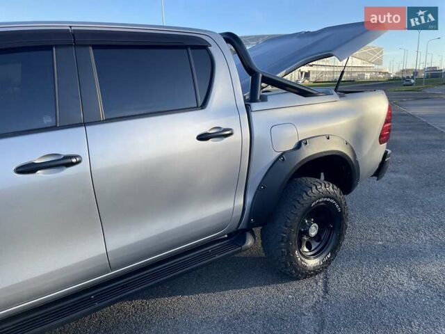 Серый Тойота Хайлюкс, объемом двигателя 2.76 л и пробегом 128 тыс. км за 35000 $, фото 3 на Automoto.ua
