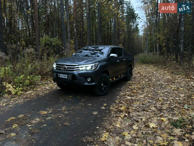 Сірий Тойота Хайлюкс, об'ємом двигуна 2.4 л та пробігом 299 тис. км за 29500 $, фото 13 на Automoto.ua
