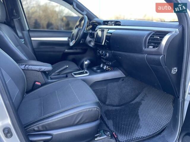 Серый Тойота Хайлюкс, объемом двигателя 2.76 л и пробегом 128 тыс. км за 35000 $, фото 32 на Automoto.ua