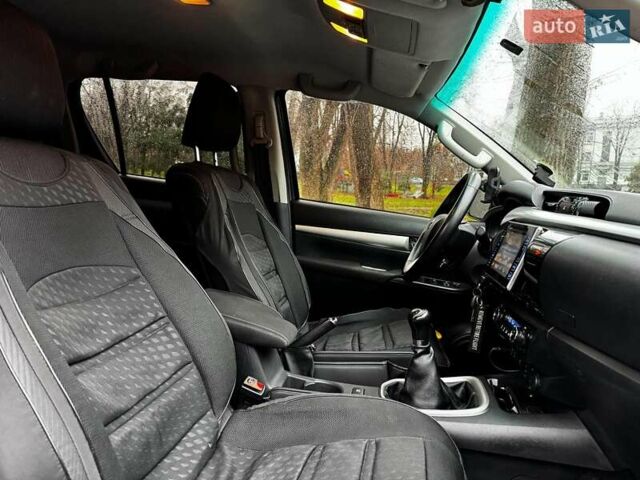 Сірий Тойота Хайлюкс, об'ємом двигуна 2.4 л та пробігом 188 тис. км за 24490 $, фото 33 на Automoto.ua