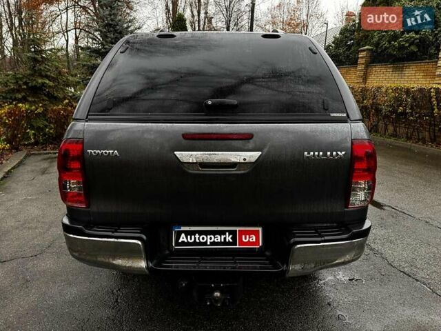 Сірий Тойота Хайлюкс, об'ємом двигуна 2.4 л та пробігом 188 тис. км за 24490 $, фото 7 на Automoto.ua