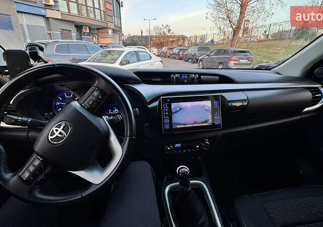 Серый Тойота Хайлюкс, объемом двигателя 2.4 л и пробегом 187 тыс. км за 25000 $, фото 7 на Automoto.ua