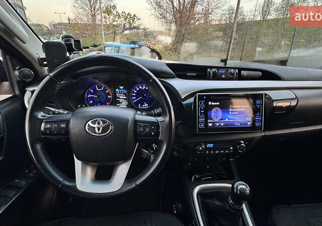 Серый Тойота Хайлюкс, объемом двигателя 2.4 л и пробегом 187 тыс. км за 25000 $, фото 8 на Automoto.ua