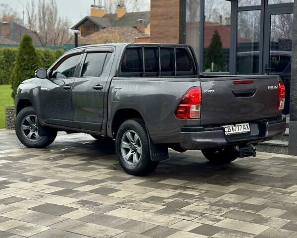 Серый Тойота Хайлюкс, объемом двигателя 2.39 л и пробегом 377 тыс. км за 21700 $, фото 14 на Automoto.ua