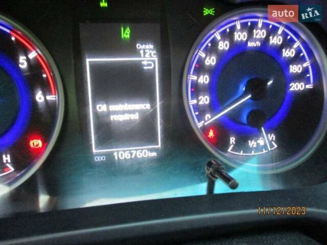 Сірий Тойота Хайлюкс, об'ємом двигуна 2.39 л та пробігом 106 тис. км за 18000 $, фото 12 на Automoto.ua