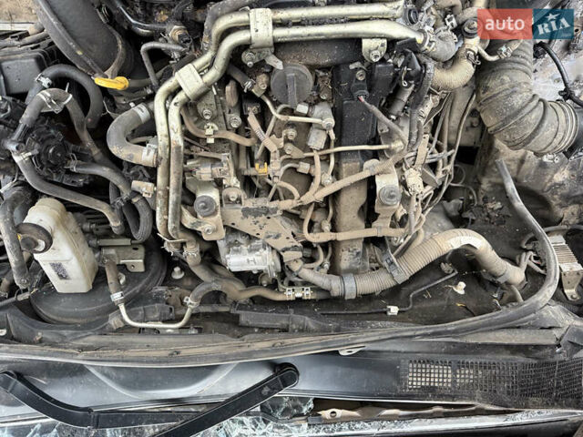 Серый Тойота Хайлюкс, объемом двигателя 2.4 л и пробегом 150 тыс. км за 10500 $, фото 5 на Automoto.ua