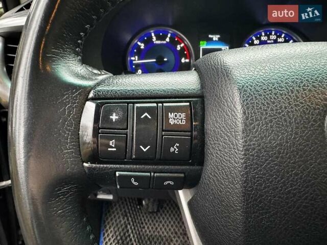 Сірий Тойота Хайлюкс, об'ємом двигуна 2.4 л та пробігом 188 тис. км за 24490 $, фото 48 на Automoto.ua