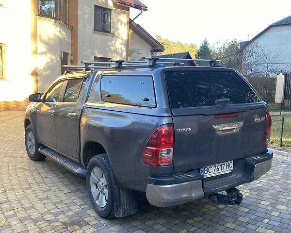 Серый Тойота Хайлюкс, объемом двигателя 2.4 л и пробегом 126 тыс. км за 30000 $, фото 4 на Automoto.ua