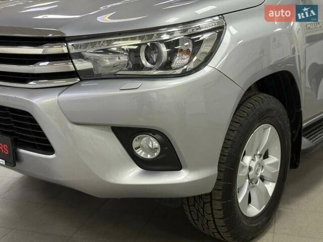 Тойота Хайлюкс 2018 в Киеве на Automoto.ua Серый Тойота Хайлюкс, объемом двигателя 2.39 л и пробегом 131 тыс. км за 30990 $, фото 4 на Automoto.ua