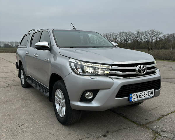Серый Тойота Хайлюкс, объемом двигателя 2.39 л и пробегом 109 тыс. км за 28620 $, фото 2 на Automoto.ua