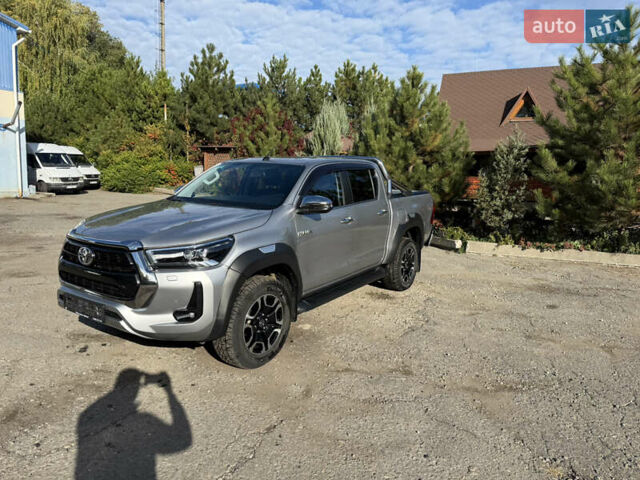 Серый Тойота Хайлюкс, объемом двигателя 2.76 л и пробегом 133 тыс. км за 45500 $, фото 3 на Automoto.ua