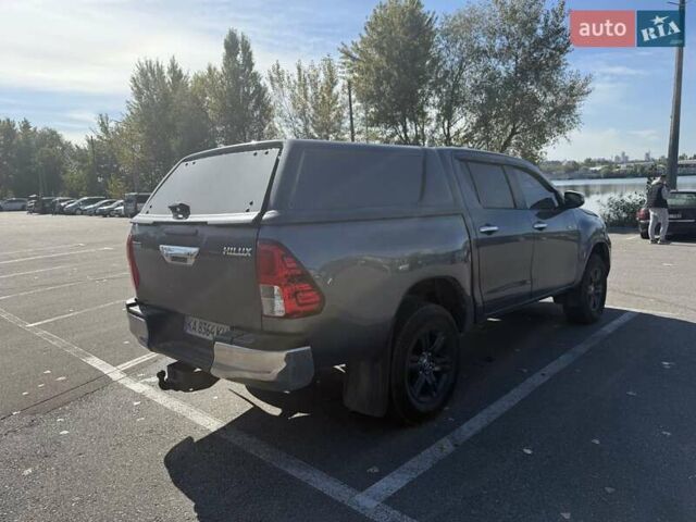 Сірий Тойота Хайлюкс, об'ємом двигуна 2.39 л та пробігом 85 тис. км за 29000 $, фото 2 на Automoto.ua