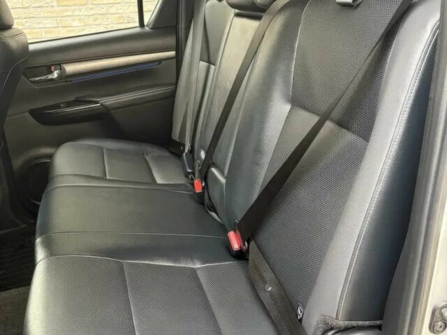 Серый Тойота Хайлюкс, объемом двигателя 2.8 л и пробегом 23 тыс. км за 33000 $, фото 9 на Automoto.ua