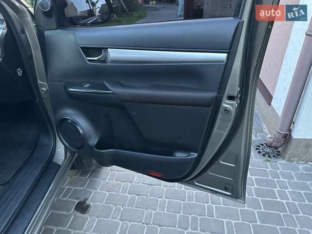 Серый Тойота Хайлюкс, объемом двигателя 2.39 л и пробегом 167 тыс. км за 32950 $, фото 14 на Automoto.ua