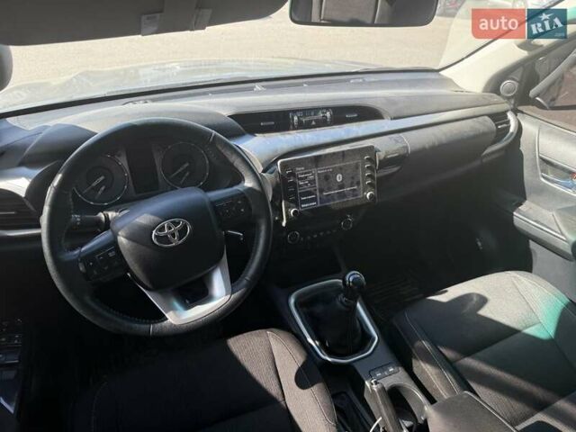 Сірий Тойота Хайлюкс, об'ємом двигуна 2.39 л та пробігом 85 тис. км за 29000 $, фото 8 на Automoto.ua