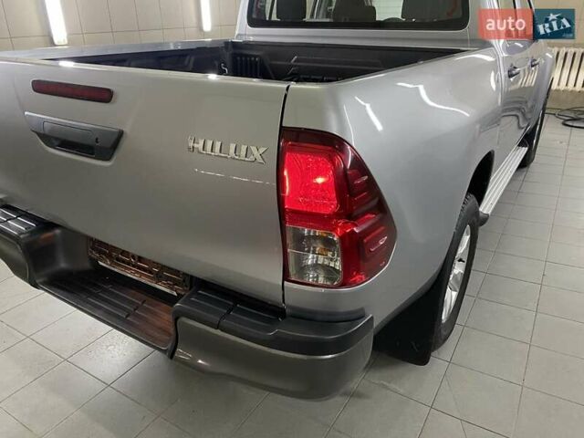 Серый Тойота Хайлюкс, объемом двигателя 2.4 л и пробегом 10 тыс. км за 41999 $, фото 14 на Automoto.ua