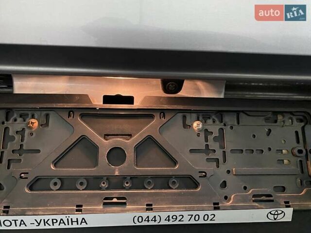 Серый Тойота Хайлюкс, объемом двигателя 2.4 л и пробегом 10 тыс. км за 41999 $, фото 15 на Automoto.ua