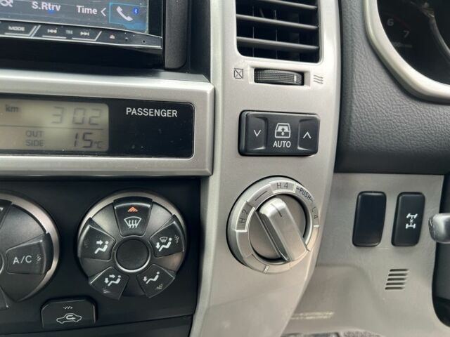 Серый Тойота Хайлюкс, объемом двигателя 3.4 л и пробегом 312 тыс. км за 11500 $, фото 17 на Automoto.ua