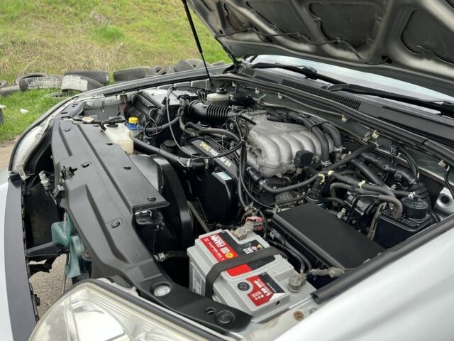 Серый Тойота Хайлюкс, объемом двигателя 3.4 л и пробегом 312 тыс. км за 11500 $, фото 15 на Automoto.ua