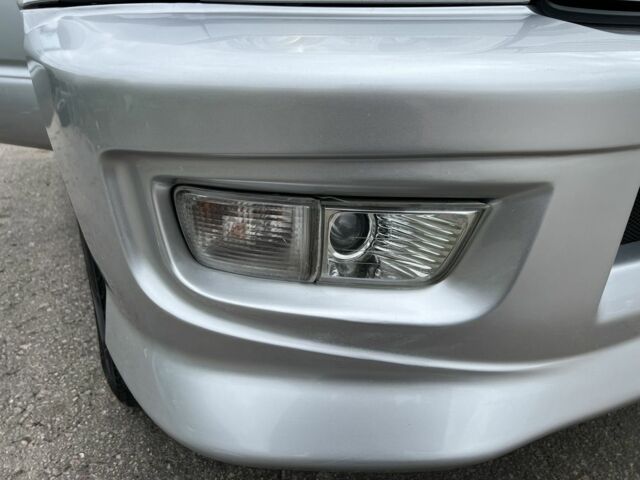 Серый Тойота Хайлюкс, объемом двигателя 3.4 л и пробегом 312 тыс. км за 11500 $, фото 10 на Automoto.ua