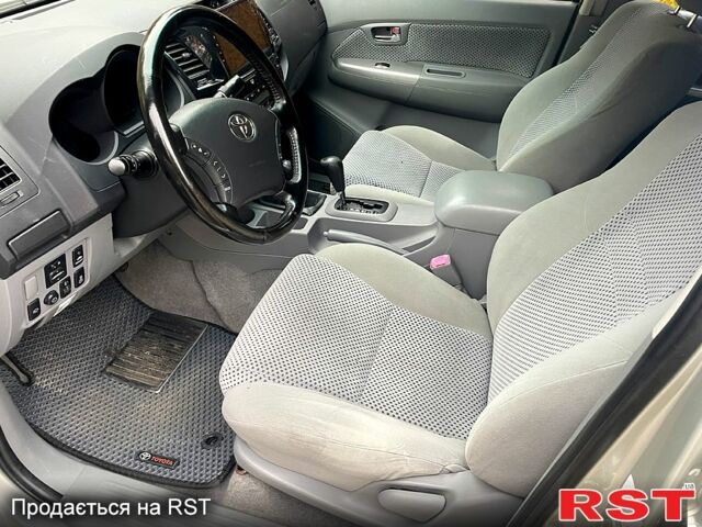 Тойота Хайлюкс 2009 в Киеве на Automoto.ua Серый Тойота Хайлюкс, объемом двигателя 3 л и пробегом 312 тыс. км за 17500 $, фото 9 на Automoto.ua
