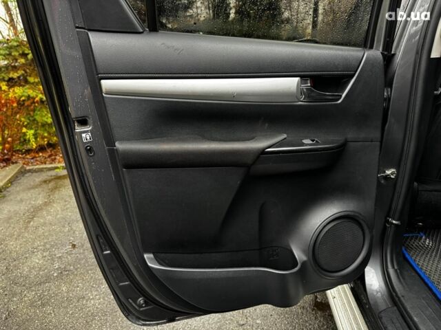 Сірий Тойота Хайлюкс, об'ємом двигуна 2.4 л та пробігом 188 тис. км за 24490 $, фото 24 на Automoto.ua