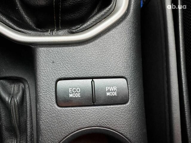 Сірий Тойота Хайлюкс, об'ємом двигуна 2.4 л та пробігом 188 тис. км за 24490 $, фото 22 на Automoto.ua