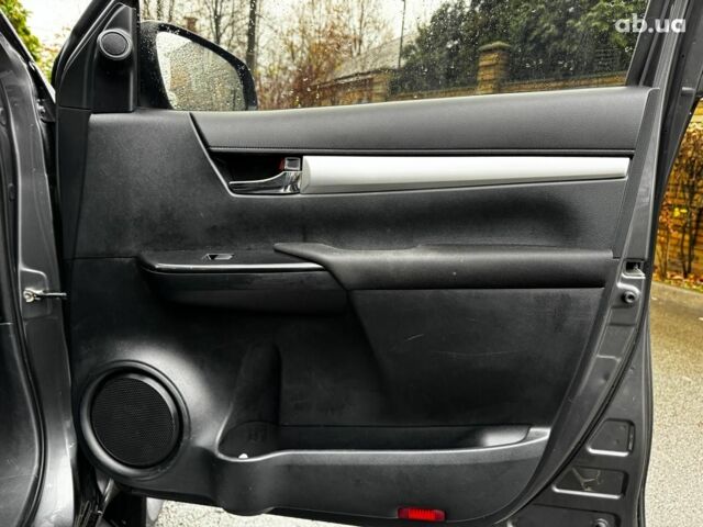 Сірий Тойота Хайлюкс, об'ємом двигуна 2.4 л та пробігом 188 тис. км за 24490 $, фото 29 на Automoto.ua