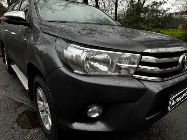 Сірий Тойота Хайлюкс, об'ємом двигуна 2.4 л та пробігом 188 тис. км за 24490 $, фото 3 на Automoto.ua