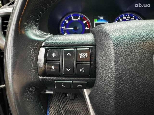 Сірий Тойота Хайлюкс, об'ємом двигуна 2.4 л та пробігом 188 тис. км за 24490 $, фото 15 на Automoto.ua